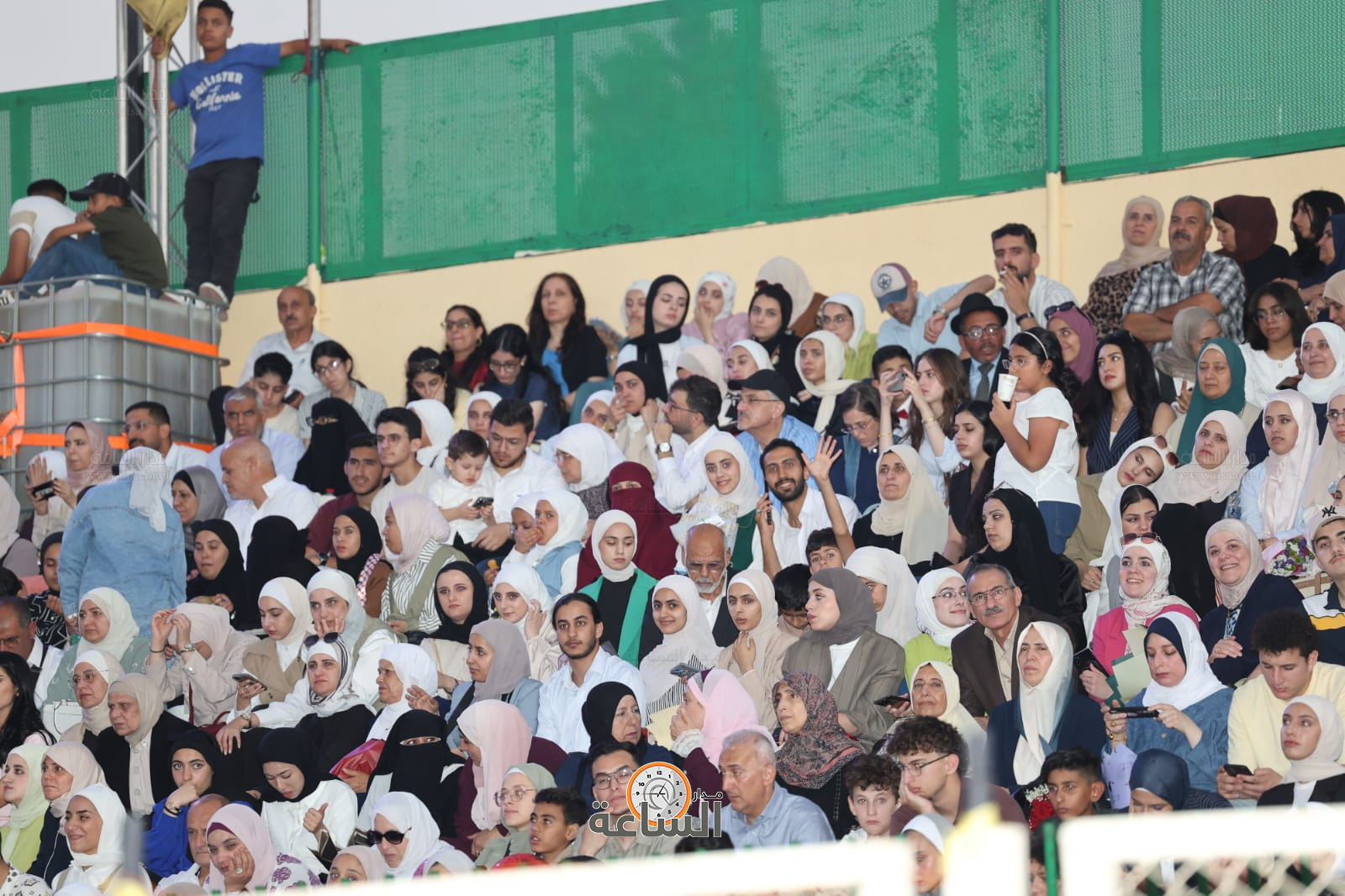 Madar Al-Saa Images 0.674561565230843