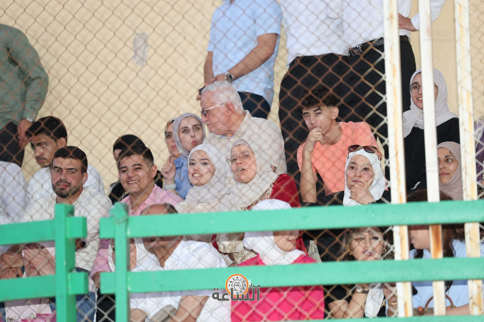 Madar Al-Saa Images 0.4900415957978741