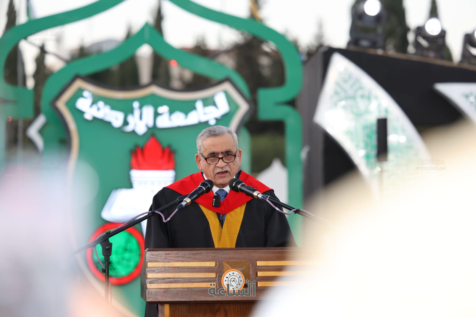 Madar Al-Saa Images 0.6195172240405096