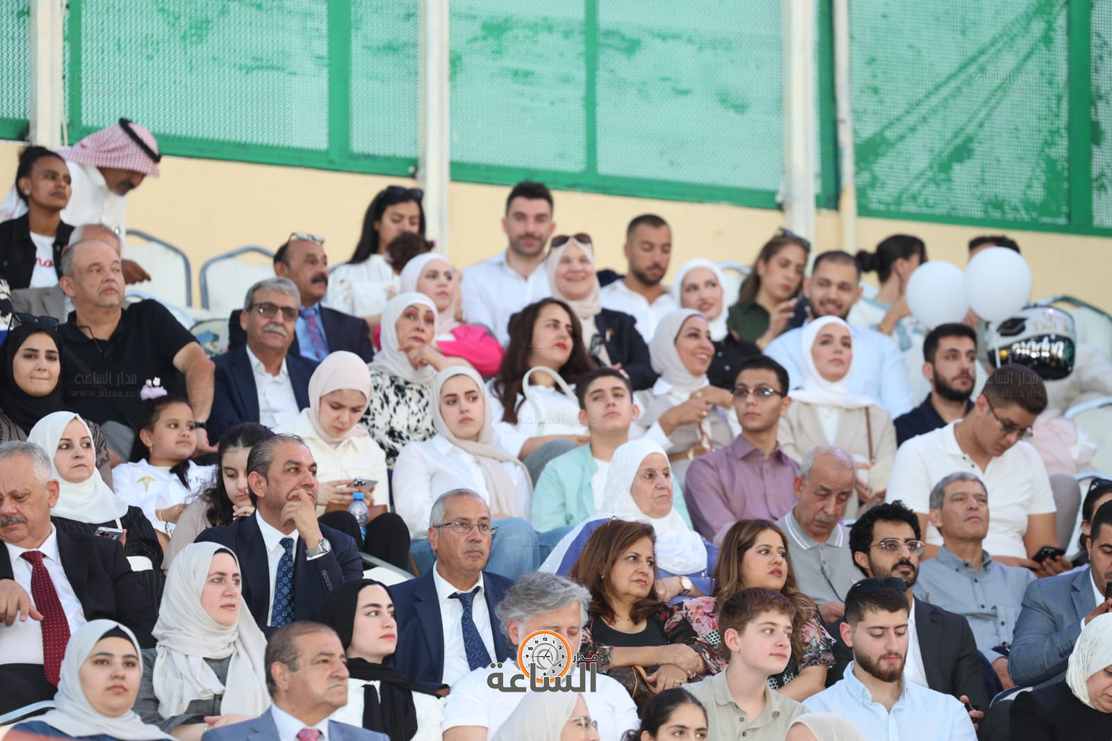 Madar Al-Saa Images 0.9579901650929189