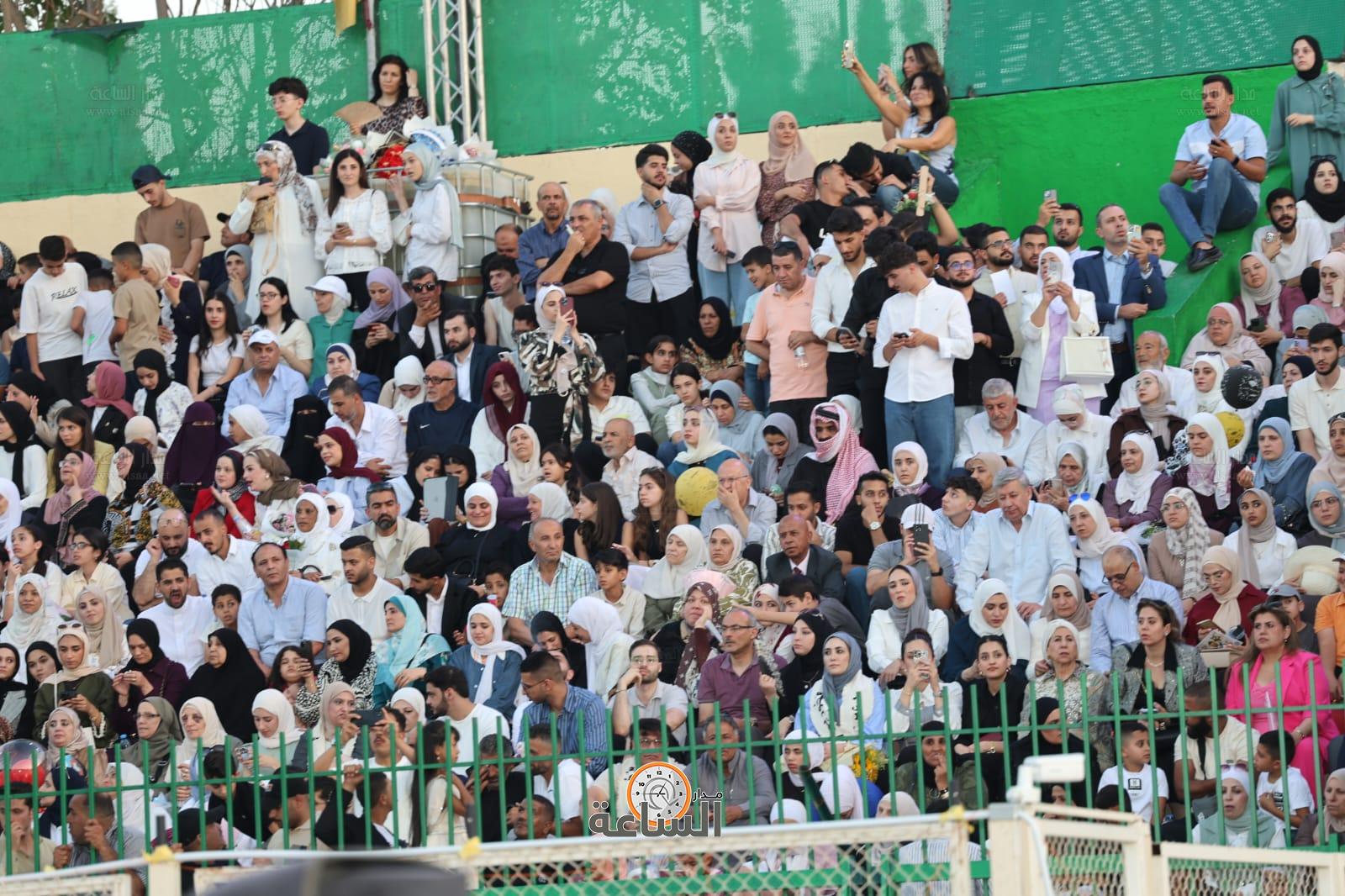 Madar Al-Saa Images 0.5349056772445128