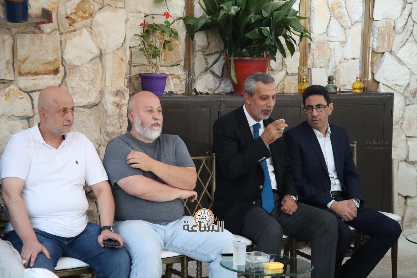 Madar Al-Saa Images 0.8841957035085127