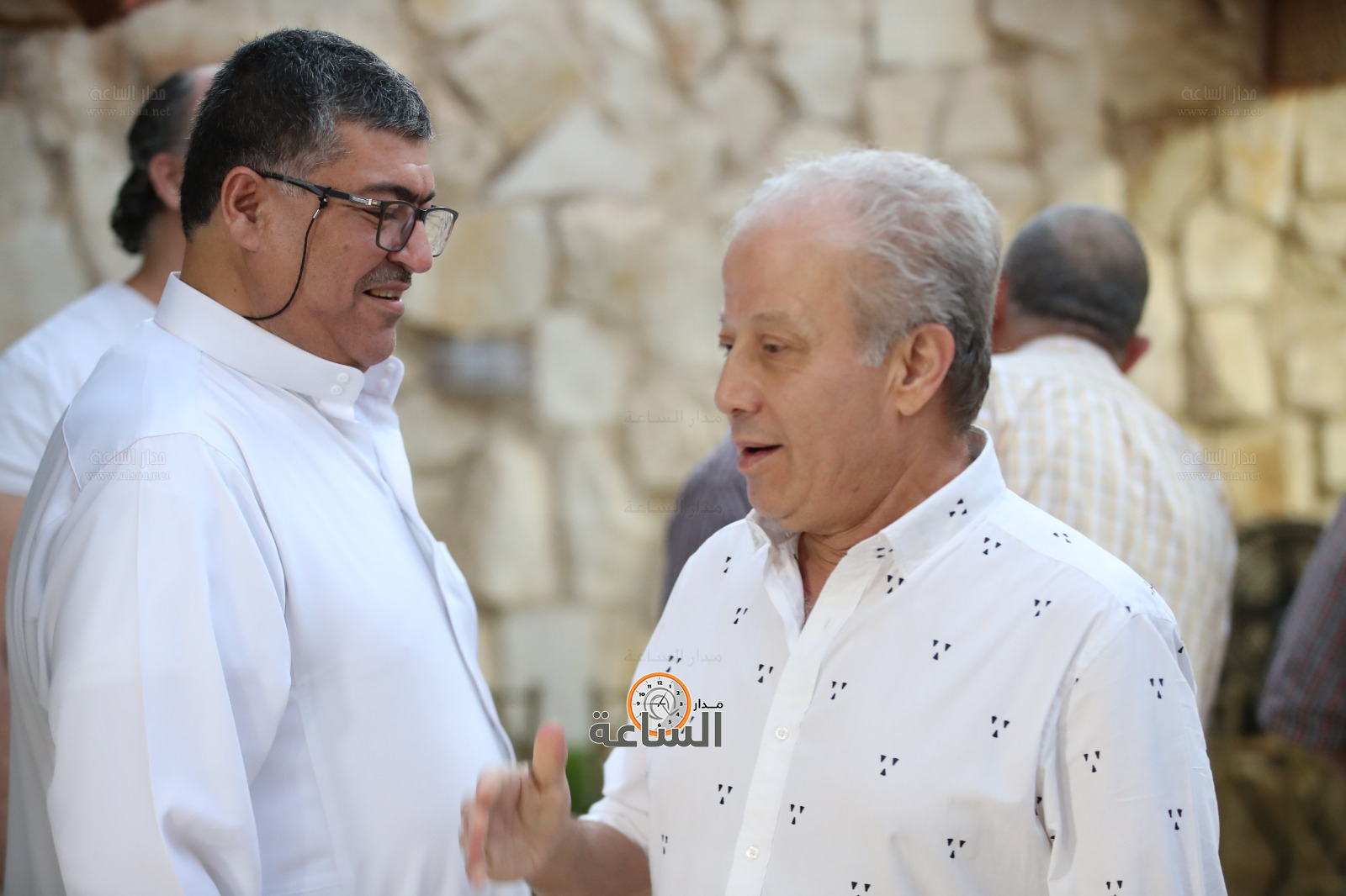 Madar Al-Saa Images 0.7432977485937398