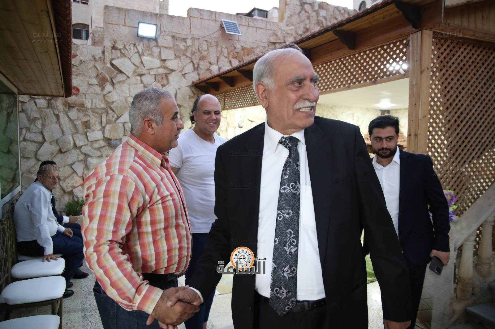 Madar Al-Saa Images 0.19902993233274846