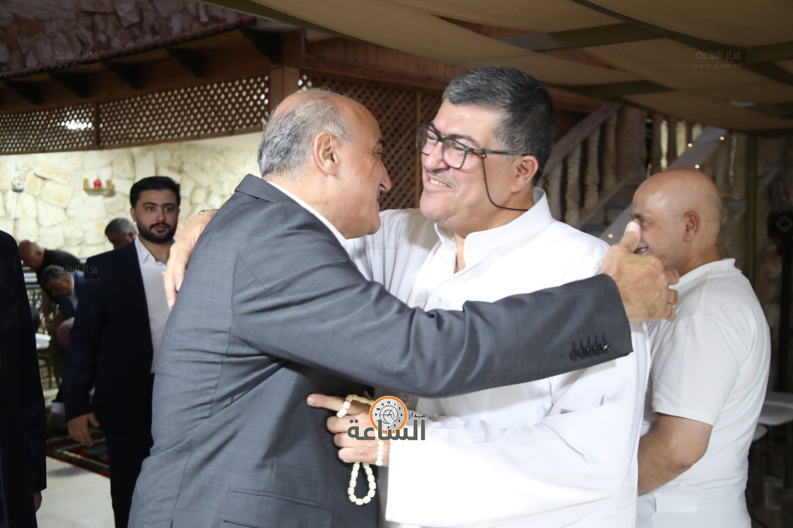 Madar Al-Saa Images 0.8976772567781861