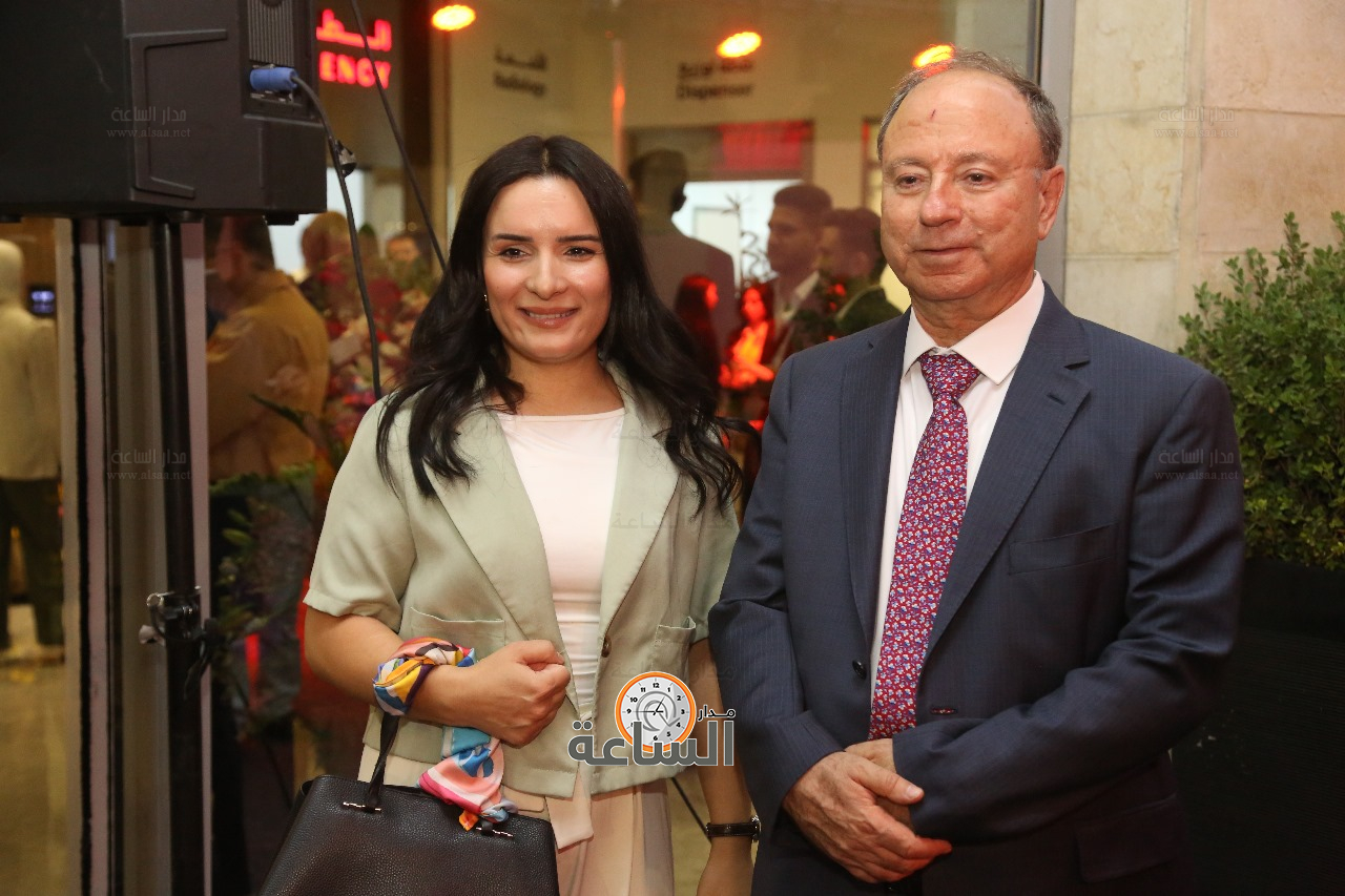 Madar Al-Saa Images 0.4287849608944776