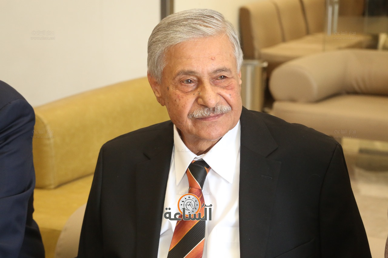 Madar Al-Saa Images 0.699006046182305