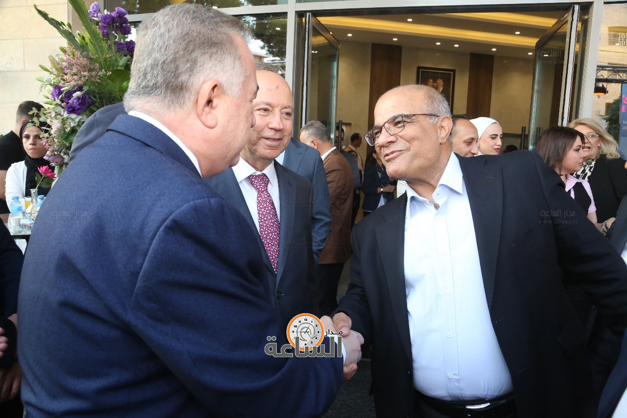 Madar Al-Saa Images 0.7902367608718226