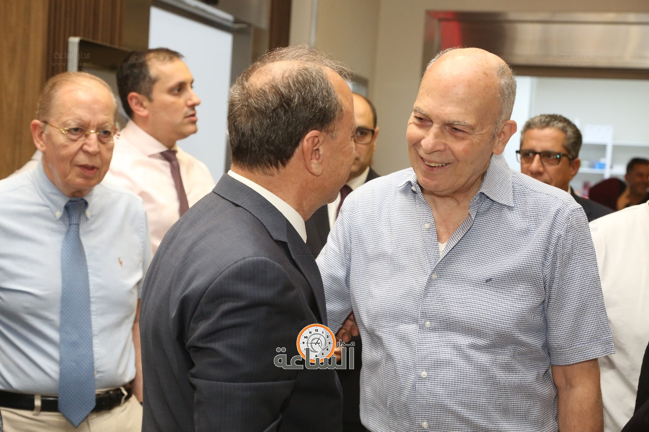 Madar Al-Saa Images 0.5894894051623994