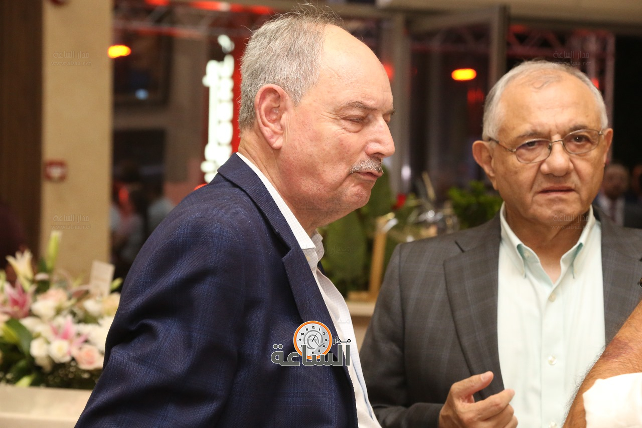 Madar Al-Saa Images 0.3885349398412773