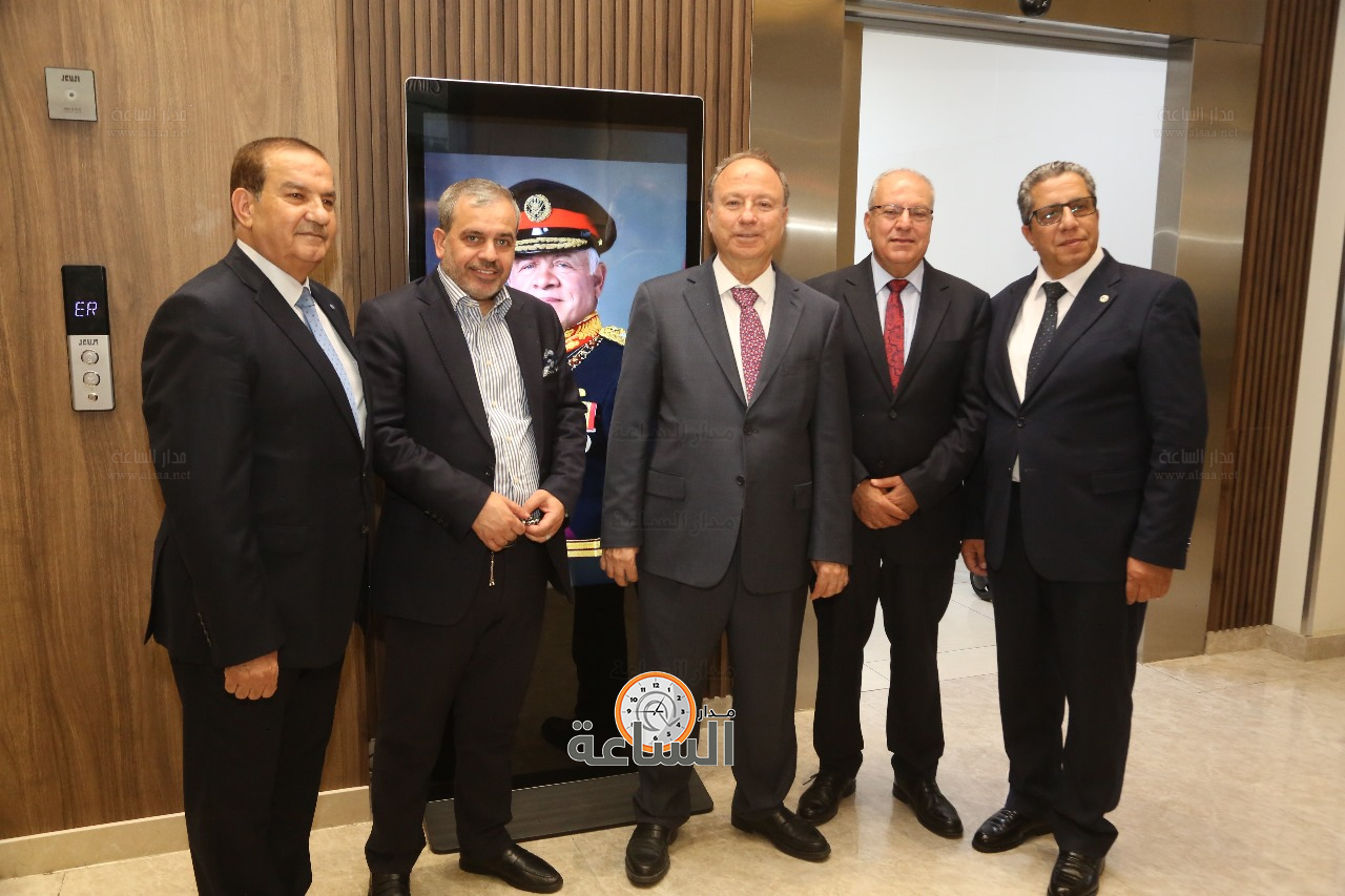 Madar Al-Saa Images 0.9728606052967177