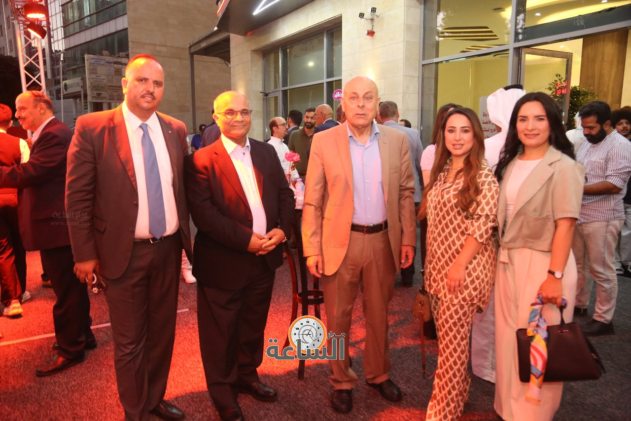 Madar Al-Saa Images 0.07395577495611438