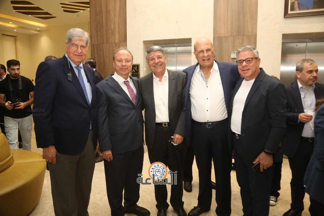 Madar Al-Saa Images 0.8009853389677666