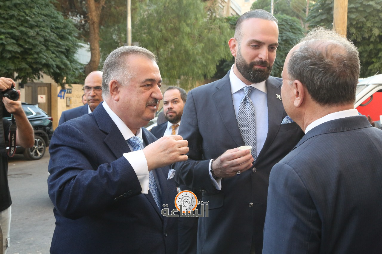 Madar Al-Saa Images 0.7457235186755751