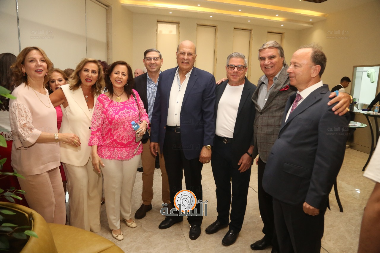 Madar Al-Saa Images 0.03668725571339948