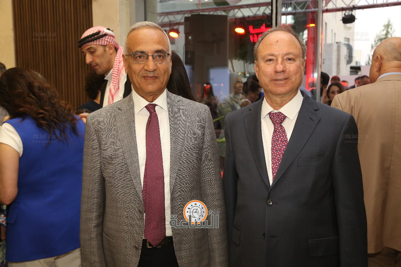 Madar Al-Saa Images 0.5226037550800571