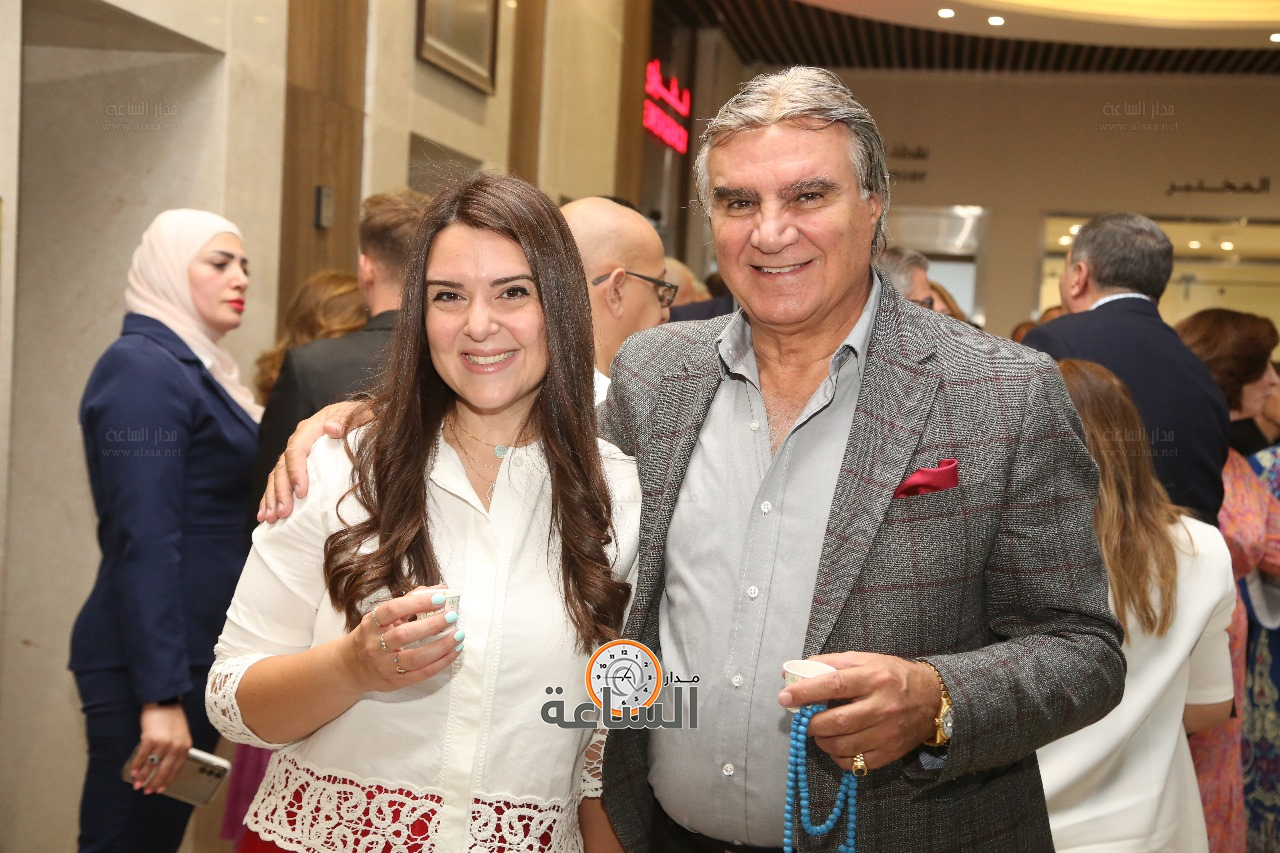 Madar Al-Saa Images 0.38843329668598925