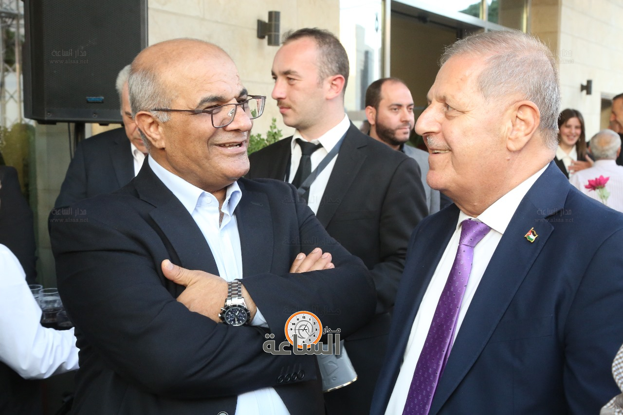 Madar Al-Saa Images 0.578039008218799