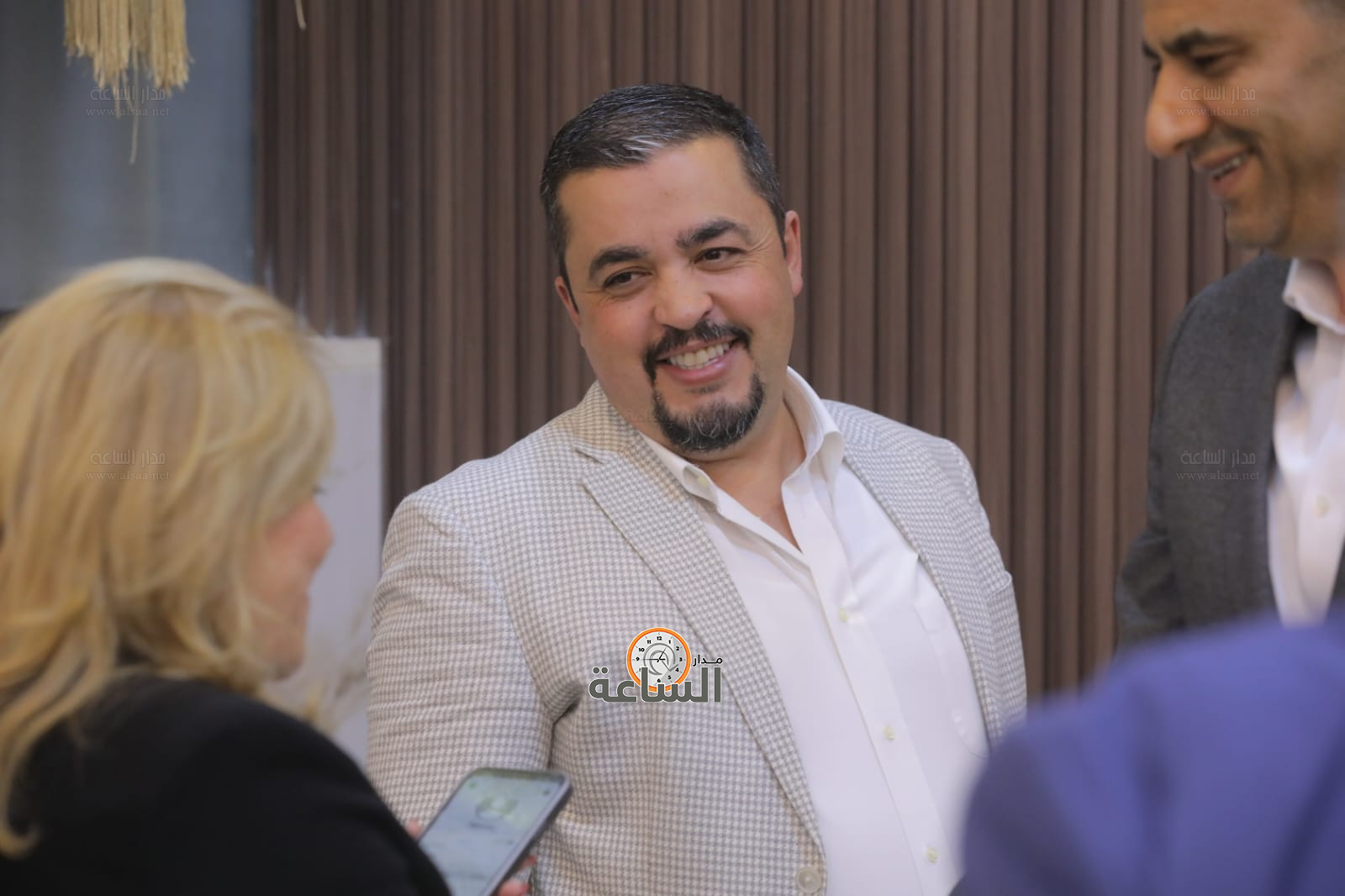 Madar Al-Saa Images 0.0858908616677686