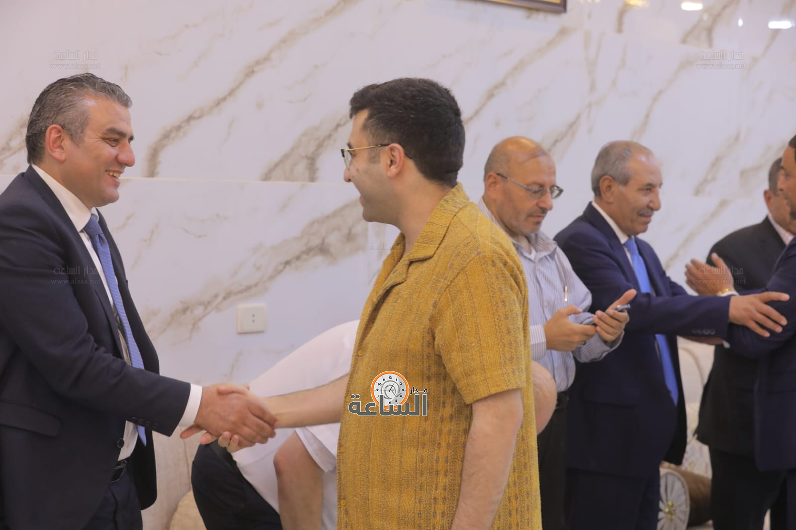 Madar Al-Saa Images 0.9126100651322898