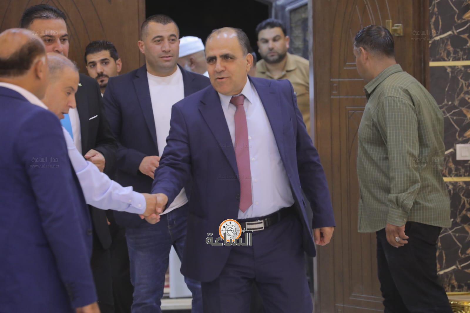 Madar Al-Saa Images 0.8385479435884545