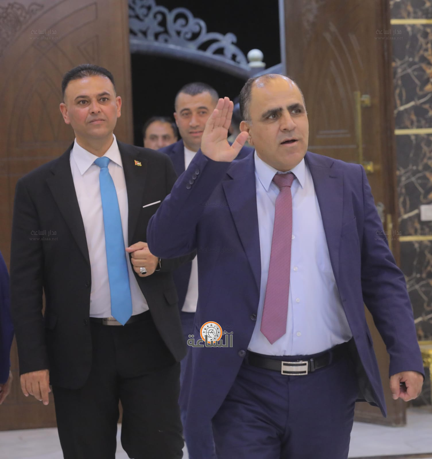 Madar Al-Saa Images 0.6860333678825941