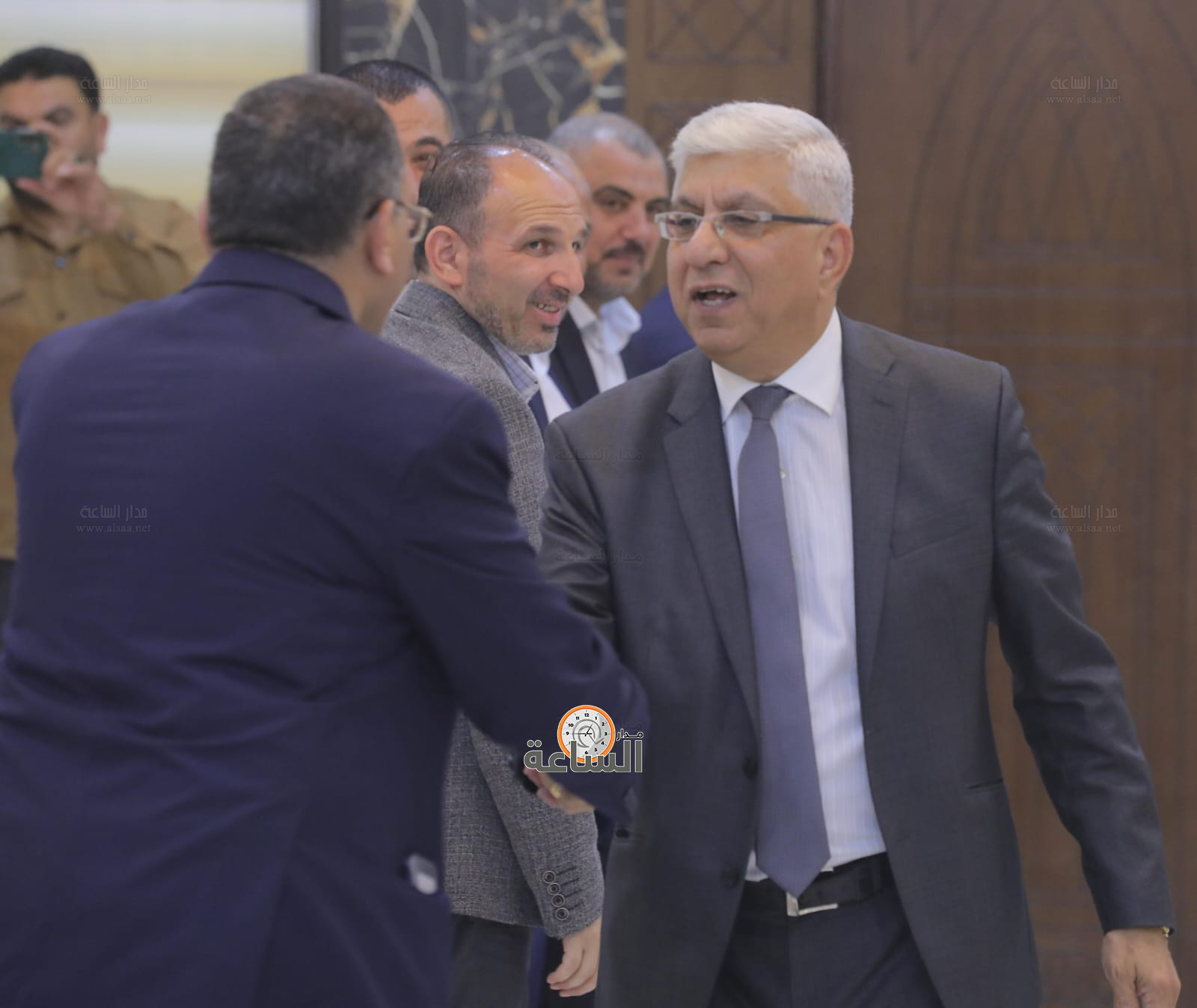 Madar Al-Saa Images 0.2821123673791984