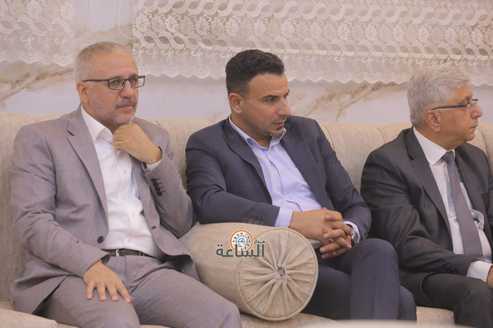 Madar Al-Saa Images 0.9358165240495466