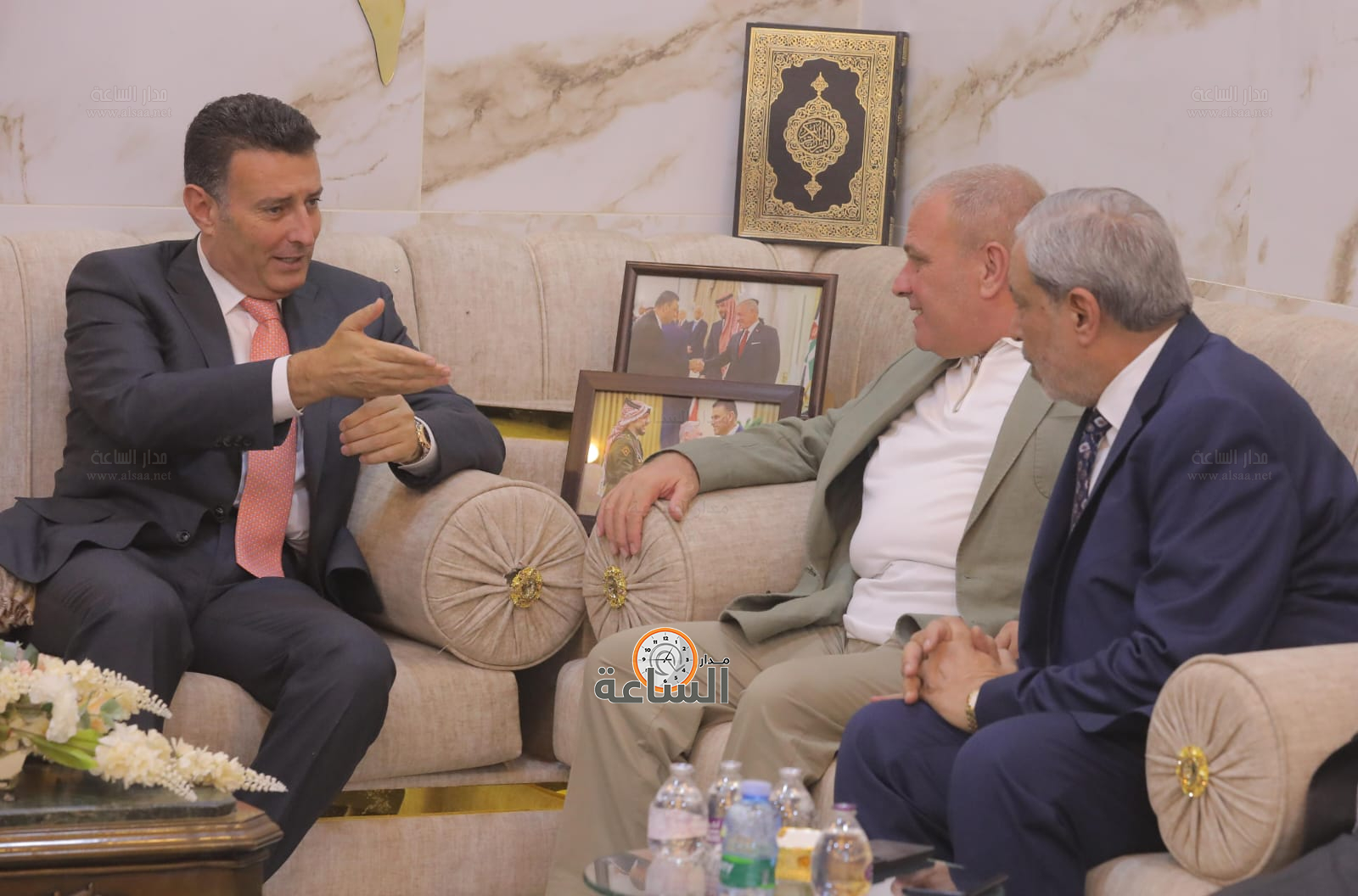 Madar Al-Saa Images 0.4998404903377026