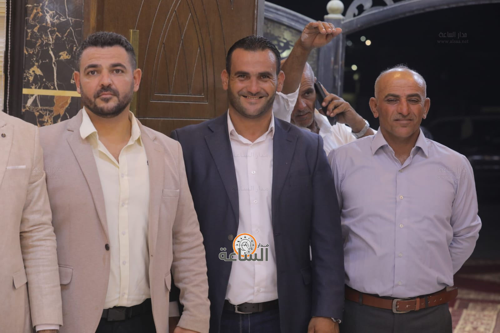 Madar Al-Saa Images 0.37442719853645656