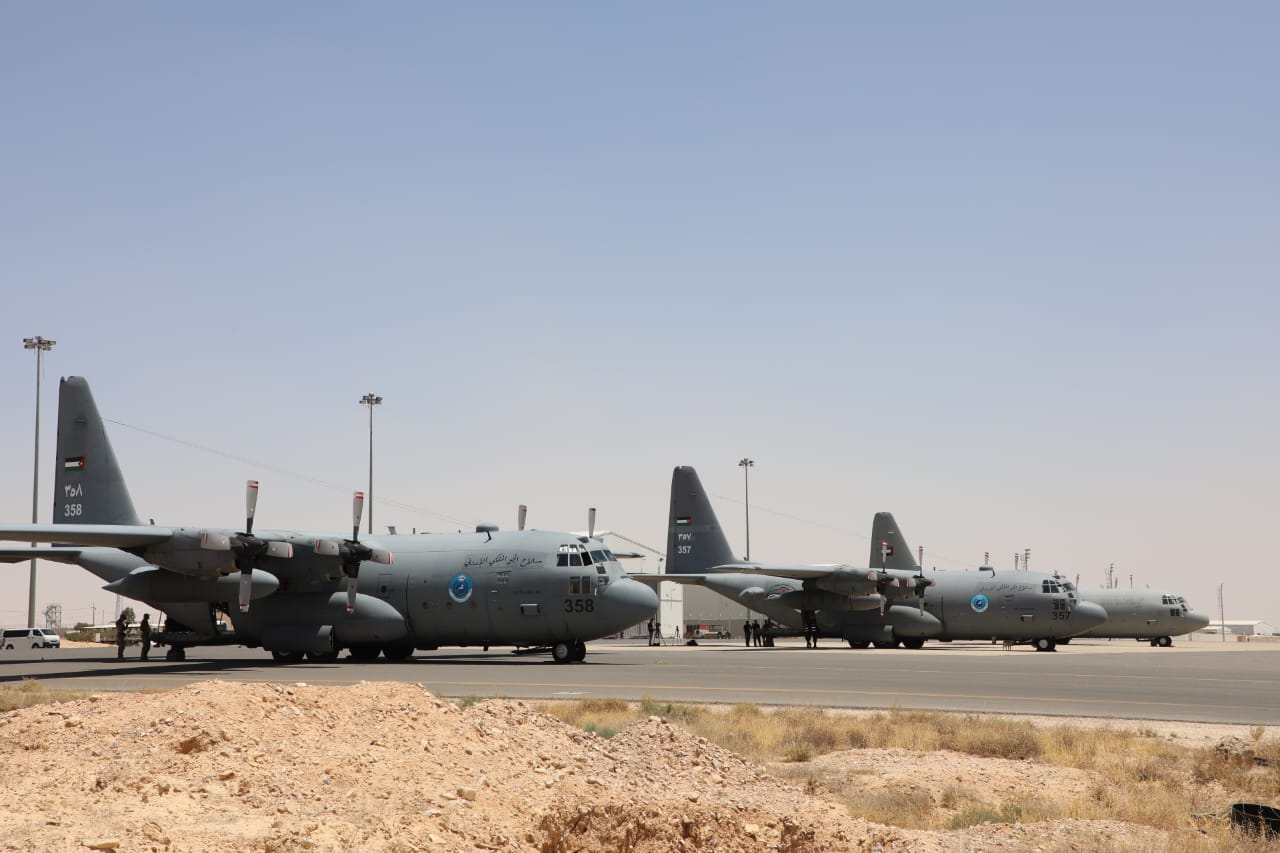 Madar Al-Saa Images 0.5756820375100641