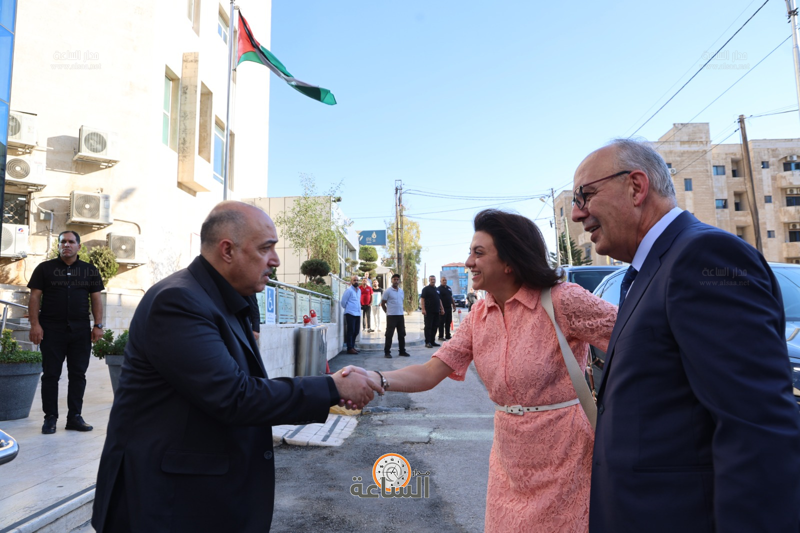 Madar Al-Saa Images 0.48958978826051347