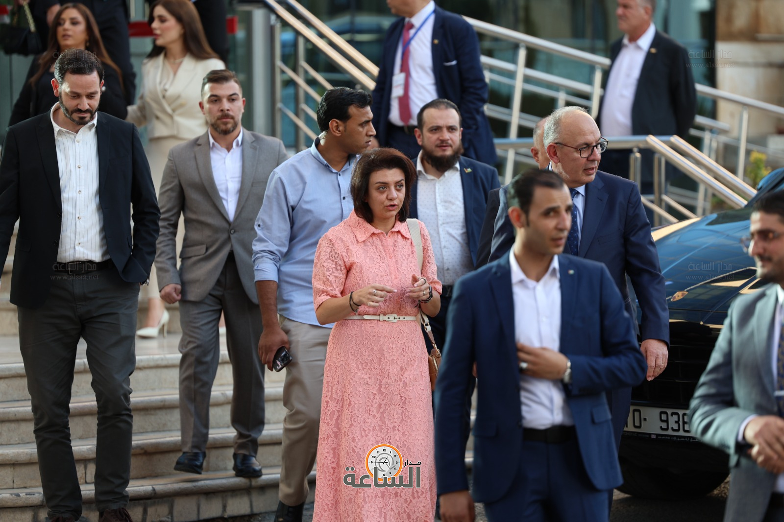 Madar Al-Saa Images 0.6366518525975441