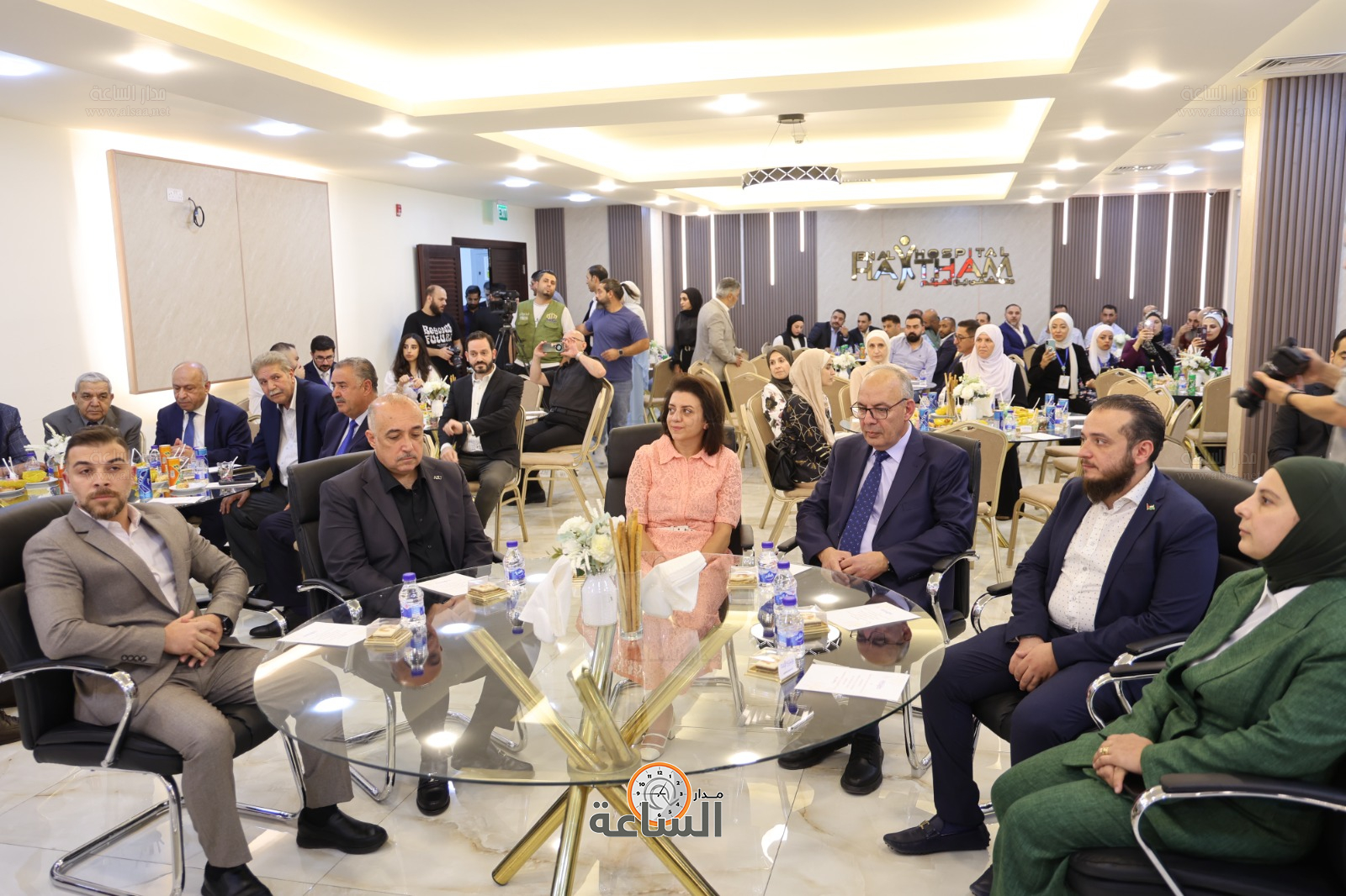 Madar Al-Saa Images 0.3563437765687397