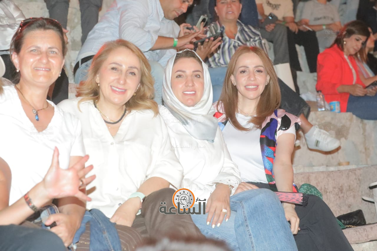 Madar Al-Saa Images 0.32505352700153645