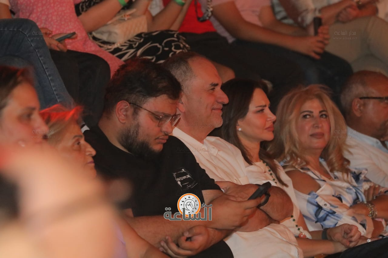 Madar Al-Saa Images 0.06322129681841693