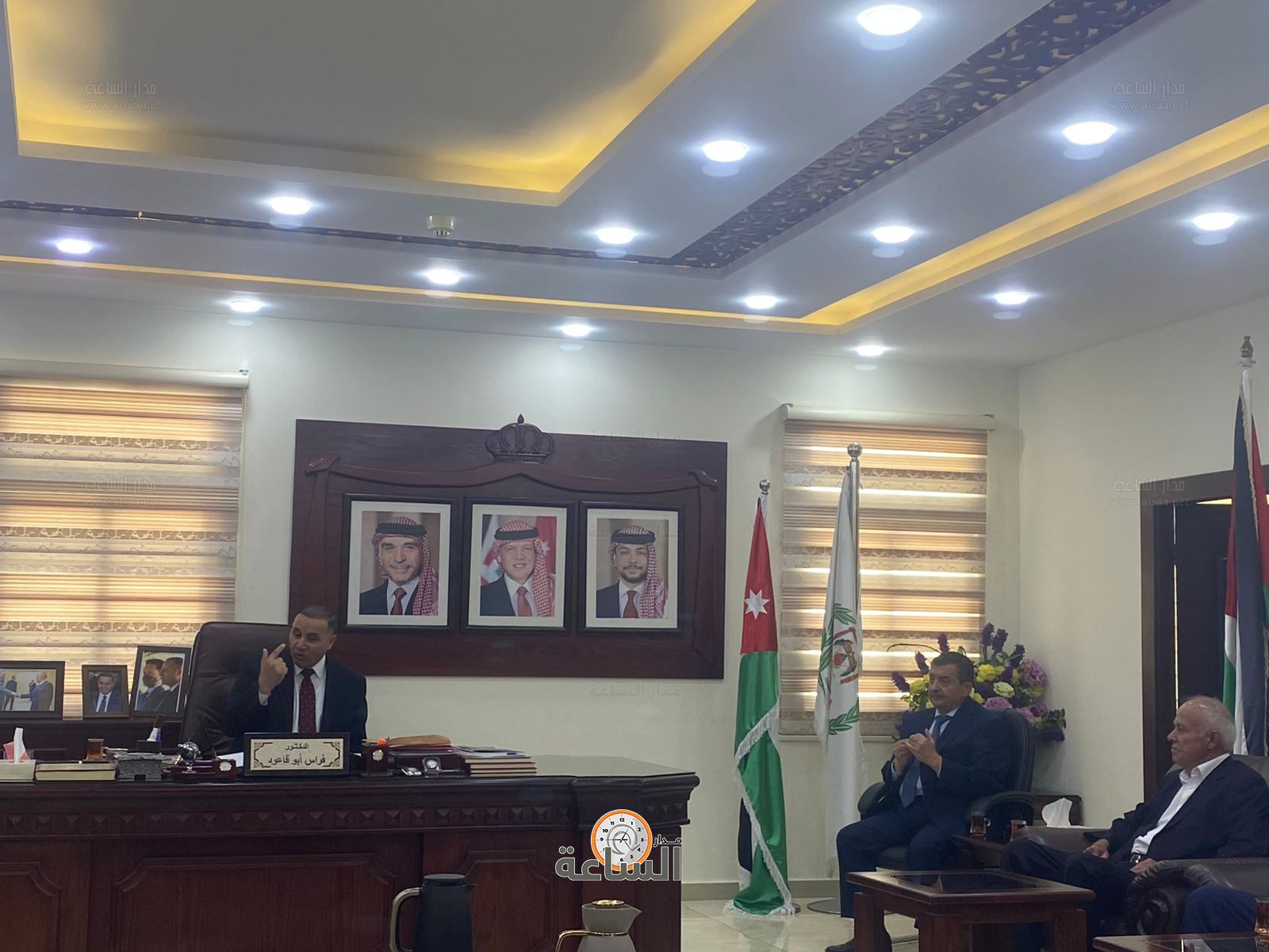 Madar Al-Saa Images 0.3058956436086119