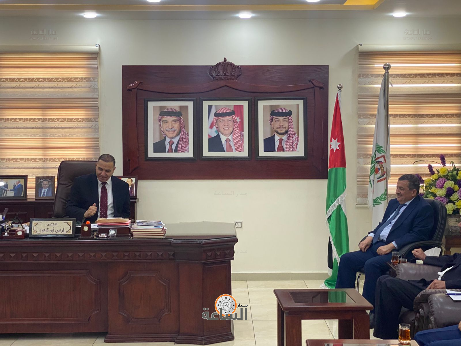 Madar Al-Saa Images 0.035087101319802194