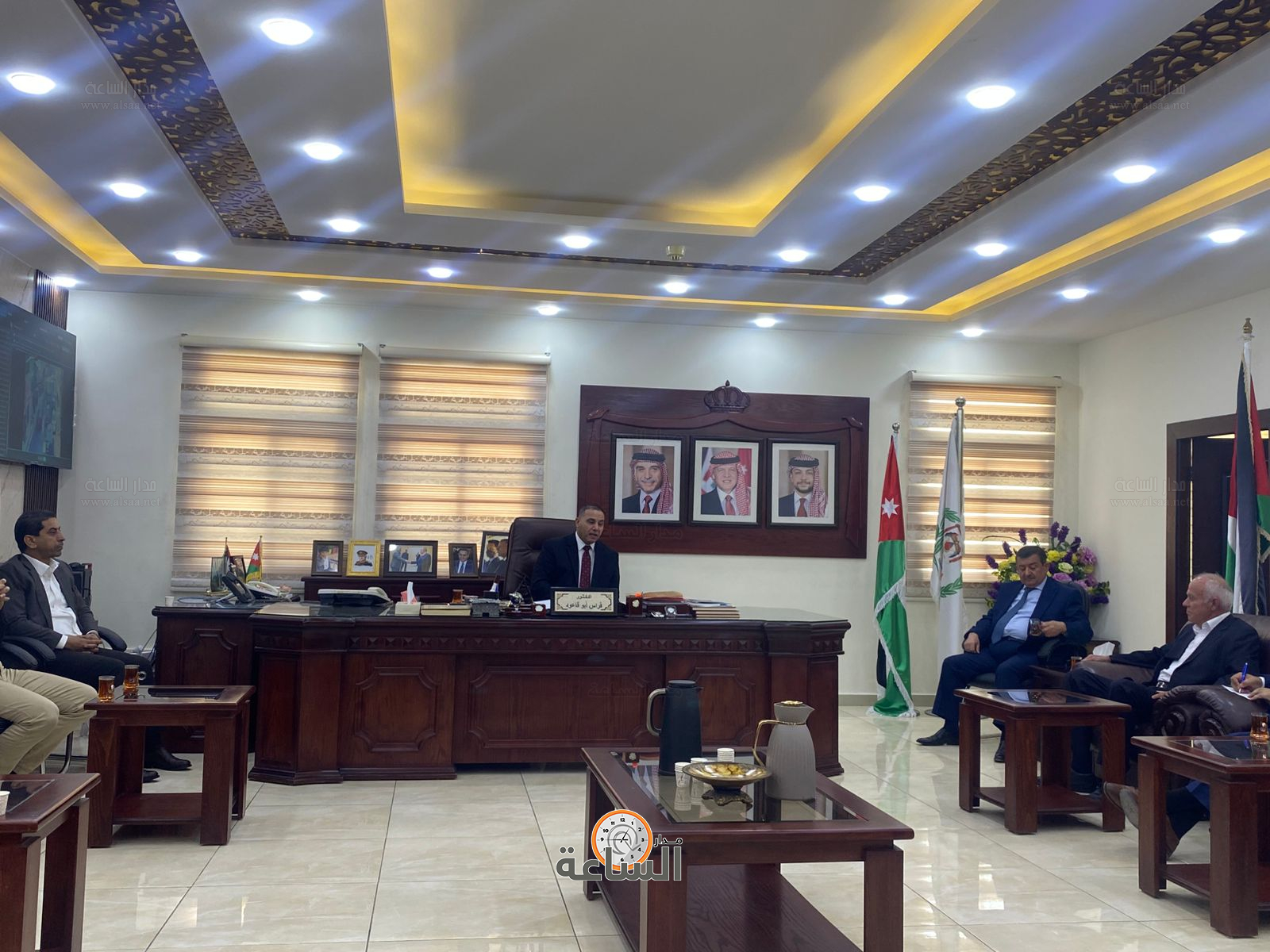 Madar Al-Saa Images 0.6894344724214971