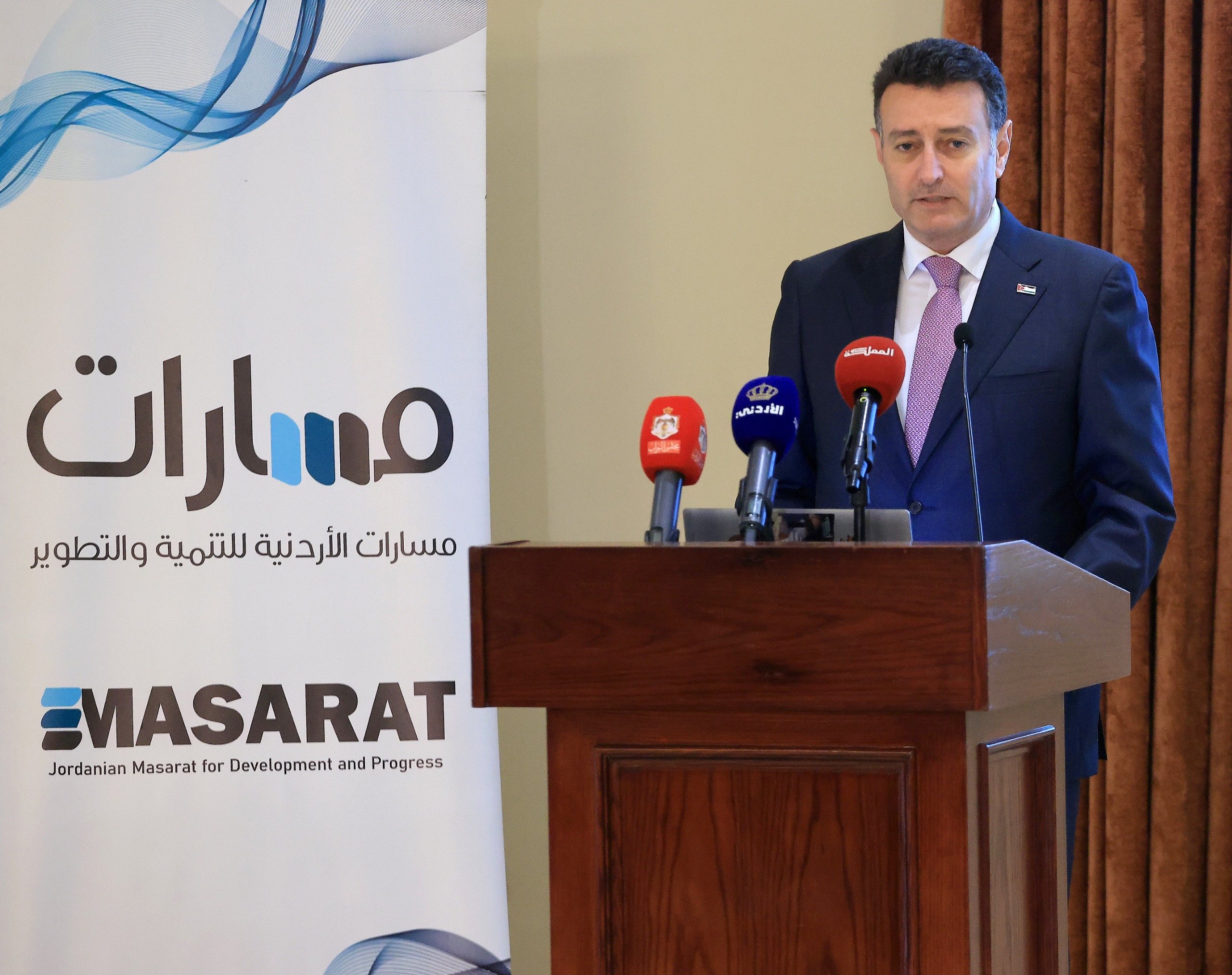 Madar Al-Saa Images 0.01650435093251401