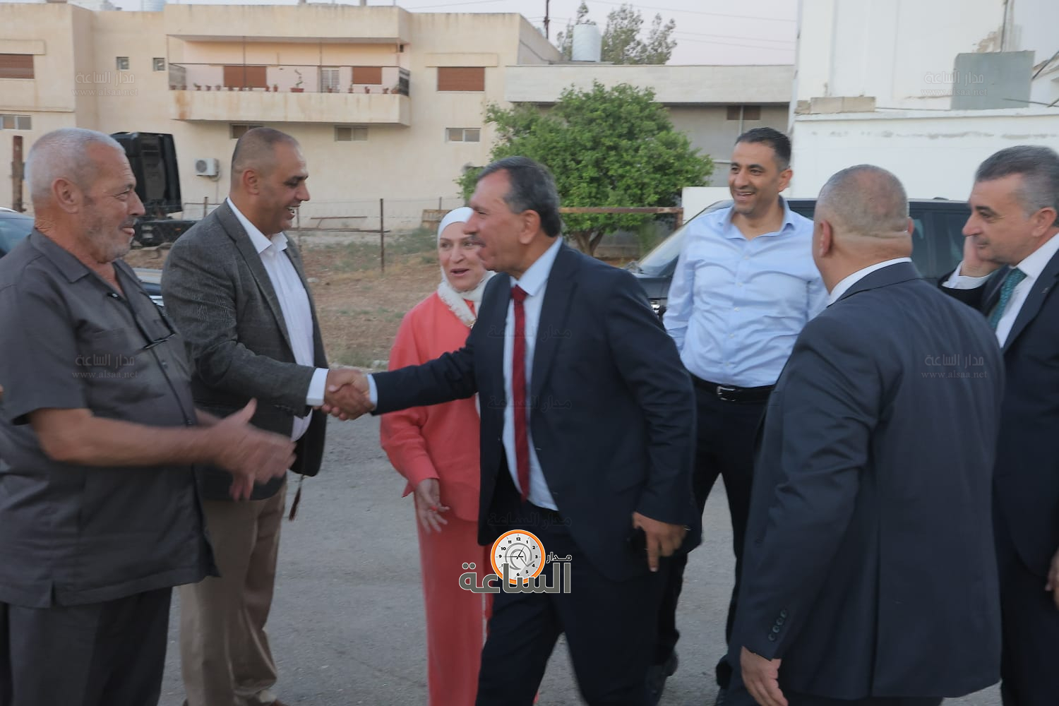 Madar Al-Saa Images 0.7401438692259864