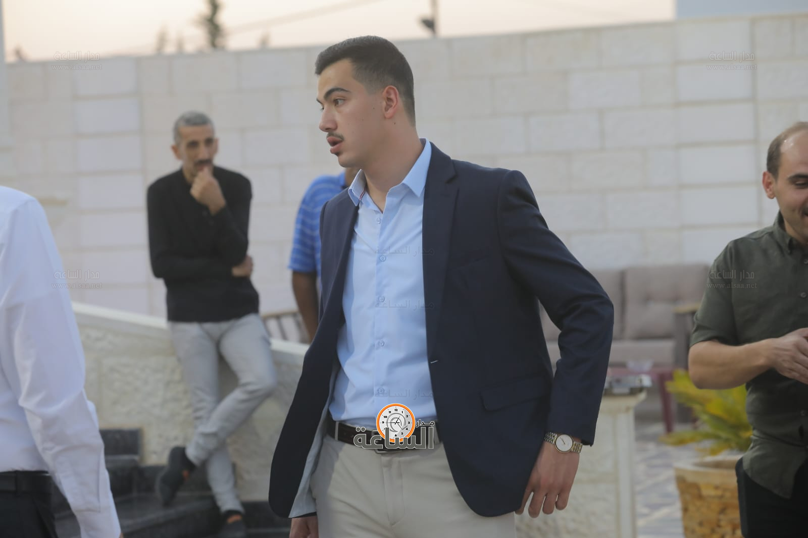 Madar Al-Saa Images 0.4914227565123125