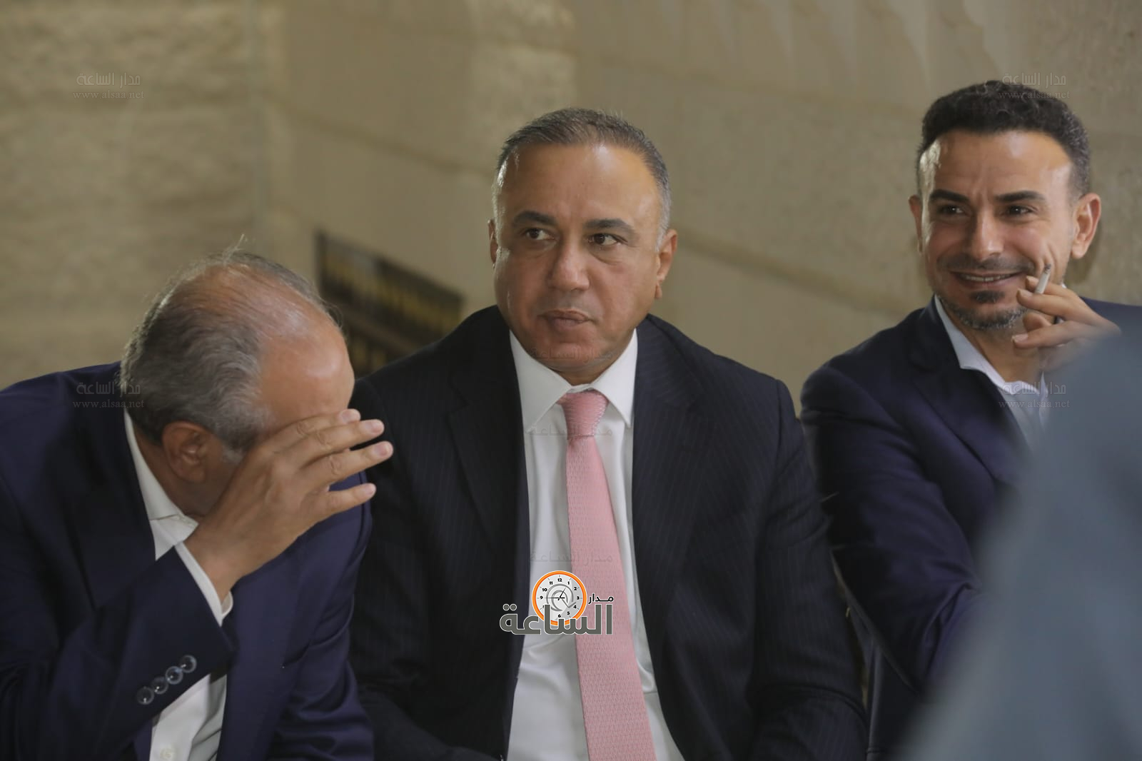 Madar Al-Saa Images 0.7702197389790506