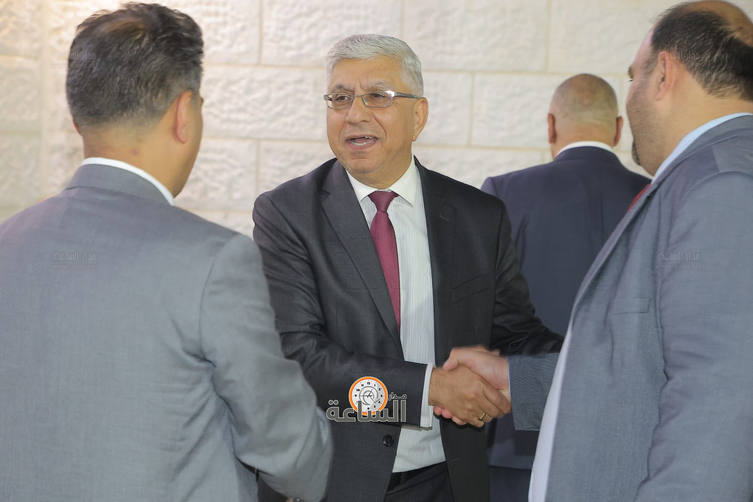 Madar Al-Saa Images 0.7177945413149114