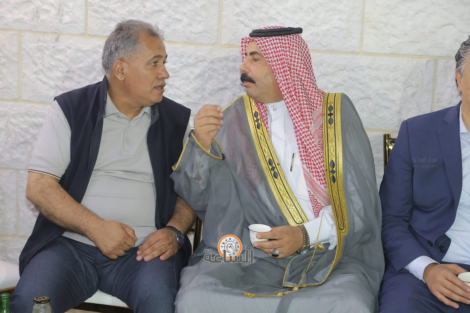 Madar Al-Saa Images 0.4898402216320894