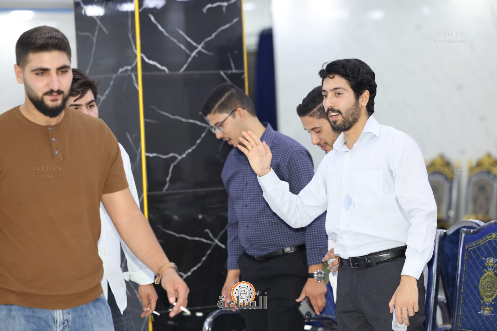 Madar Al-Saa Images 0.9990091138574407