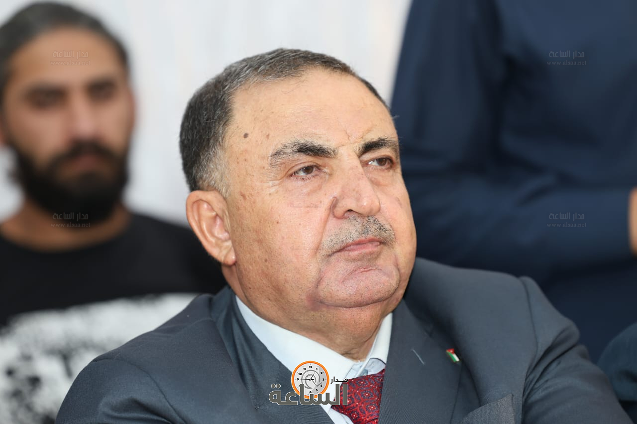 Madar Al-Saa Images 0.519394090699381