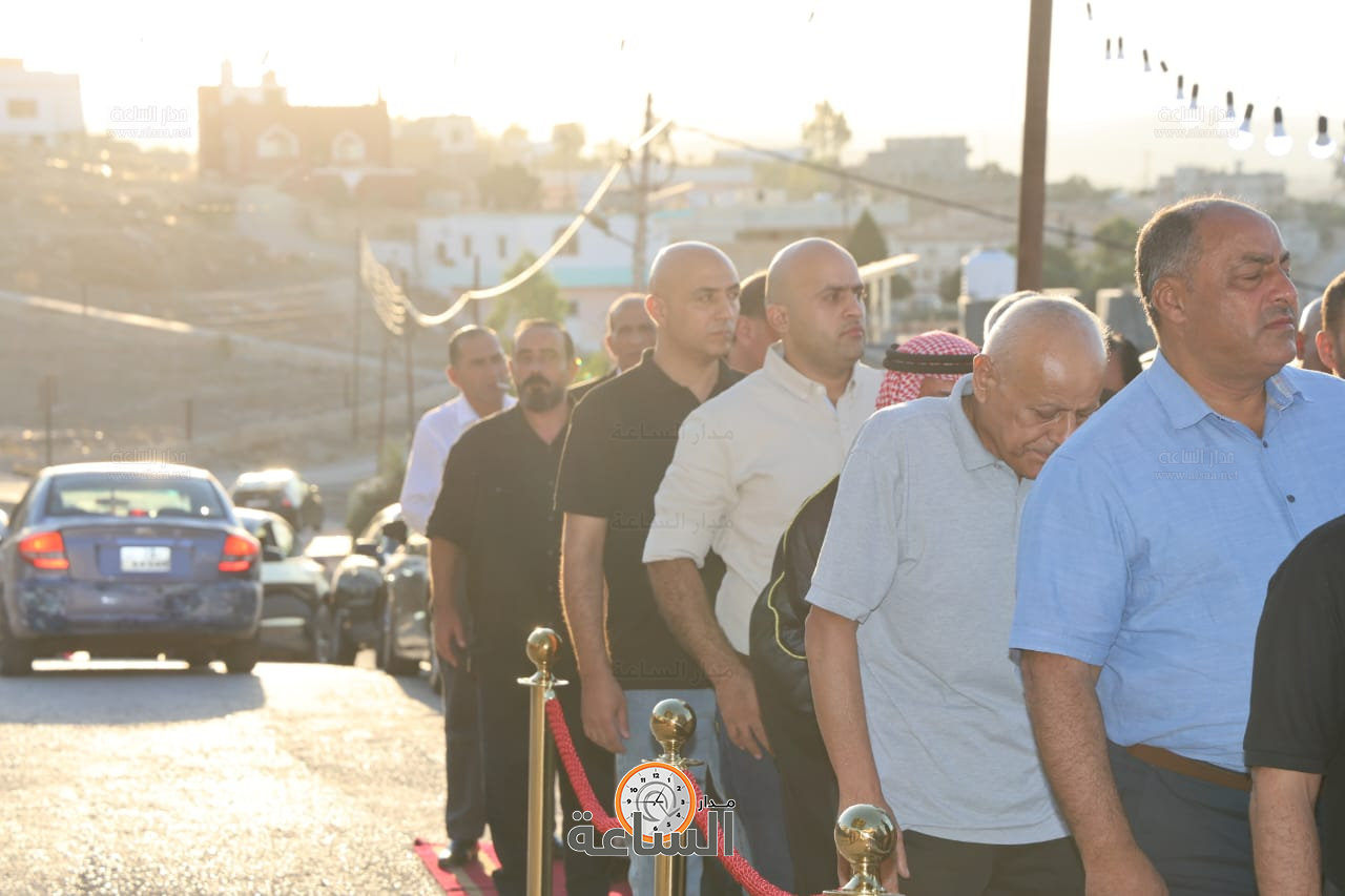 Madar Al-Saa Images 0.10698810707356388