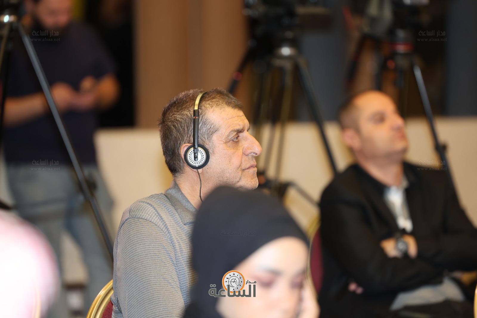 Madar Al-Saa Images 0.4323844551352425