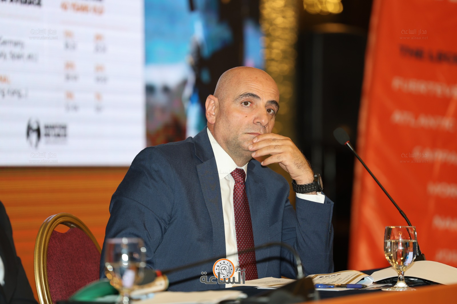 Madar Al-Saa Images 0.5568232517231171